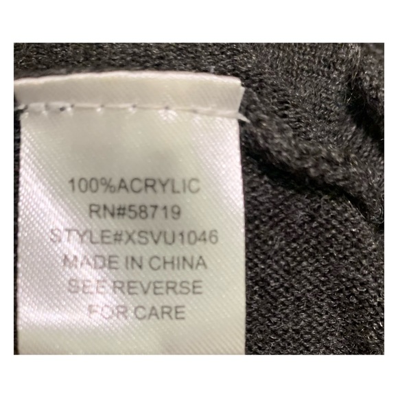 New York Collection Sweater Poncho W/Fringes Sweater Gray Color Sweater Size M - Picture 8 of 10